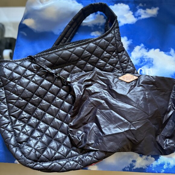 MZ WALLACE Parker Black Deluxe Quilted Shoulder Bag  LIKE NEW - Picture 1 of 4